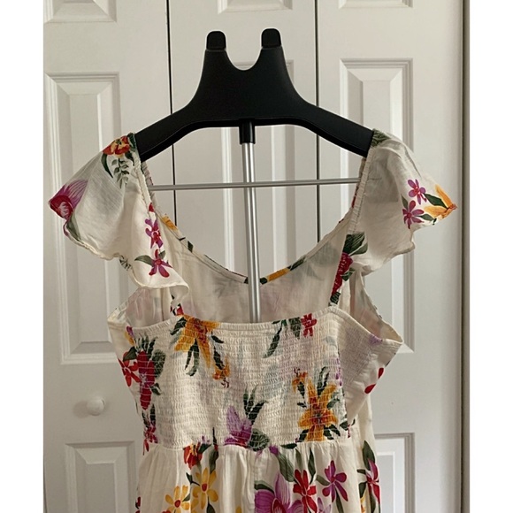 Old Navy Floral Ruffle Sleeve Dress NWT Size: XL - Picture 3 of 6